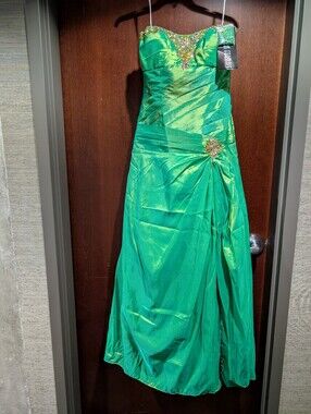 Precious Formals P52011 Size 10 Lime Green